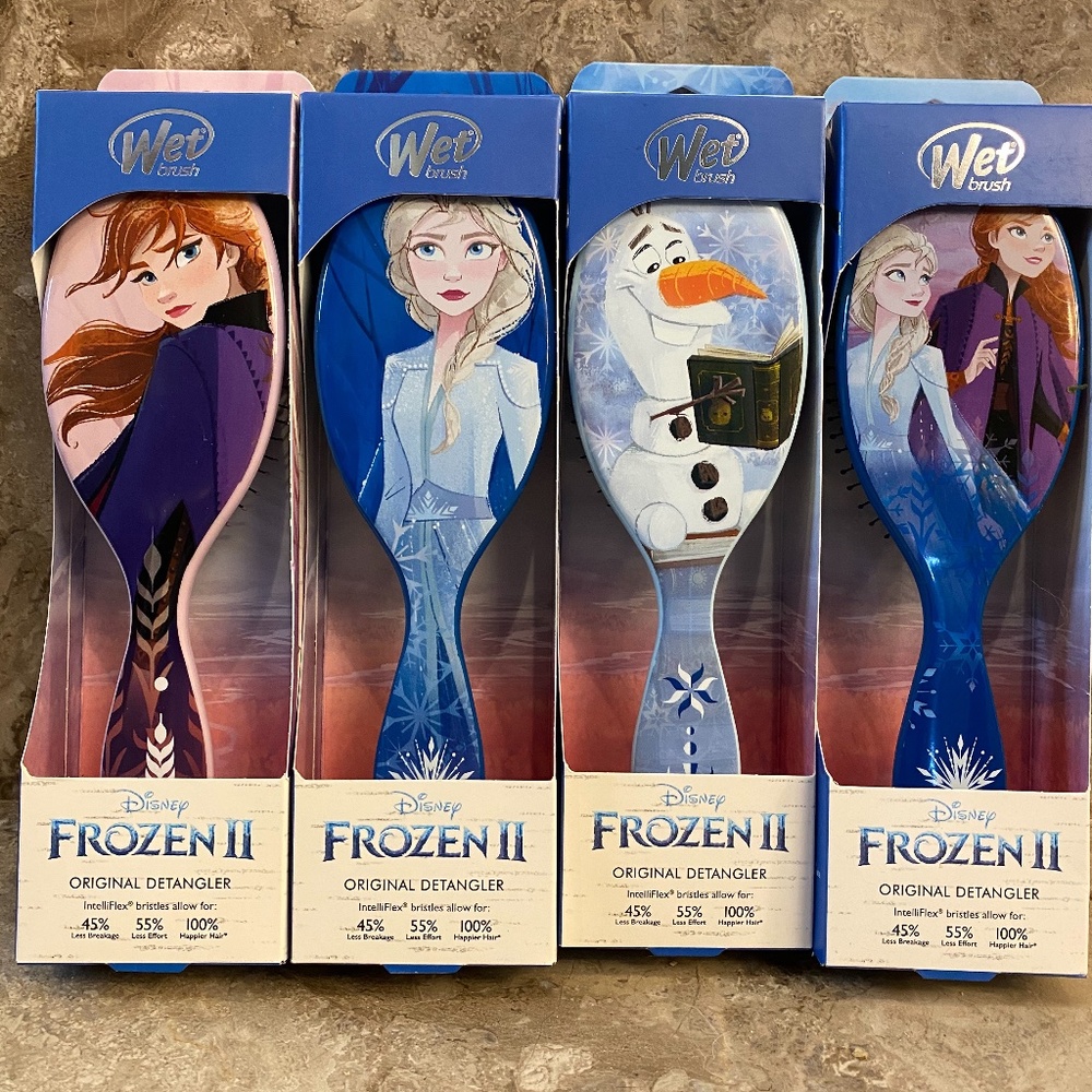 Disney Frozen II Detangler Brush Set  of 4
